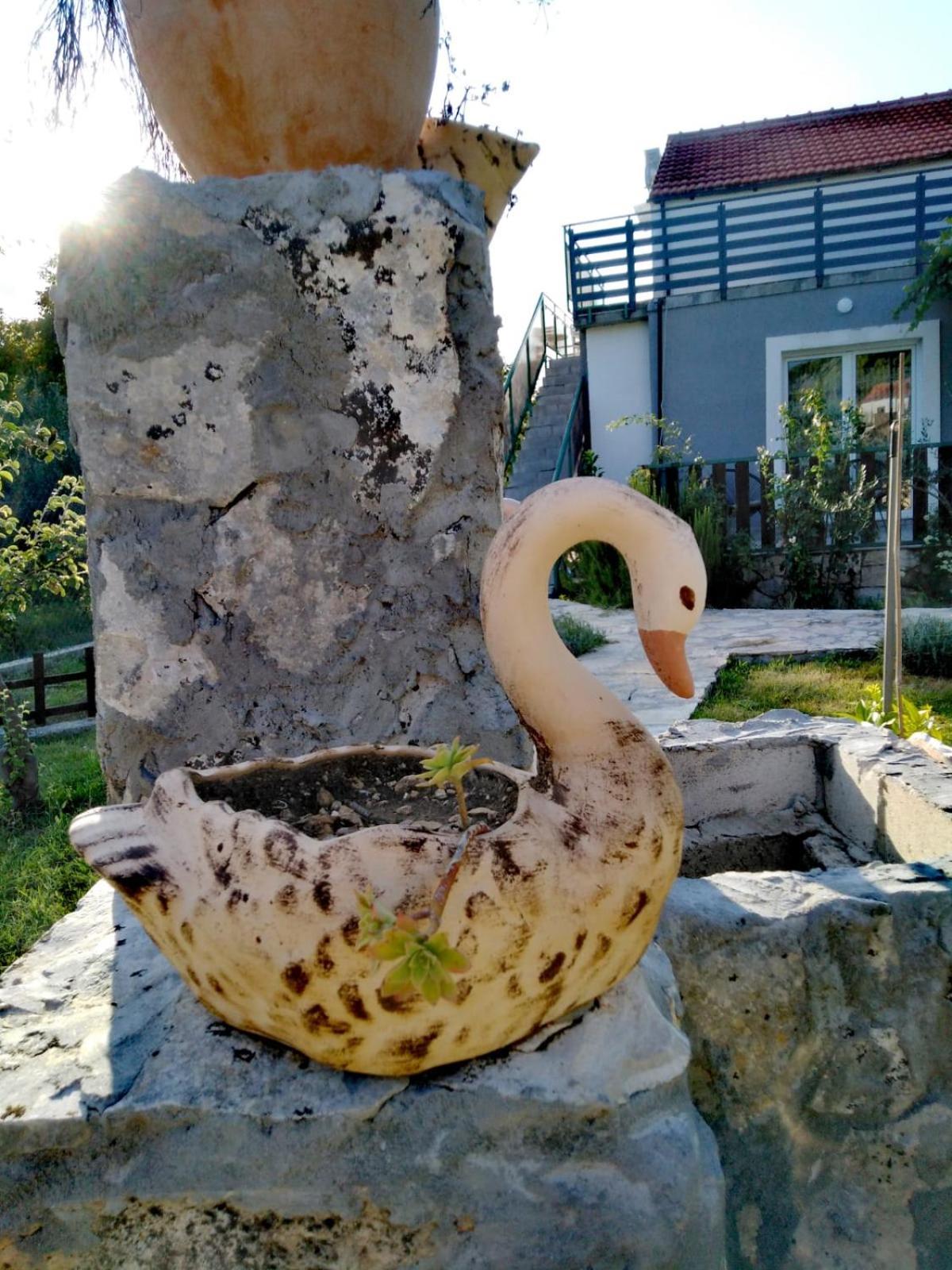 Banin Hotel Skradin Bagian luar foto
